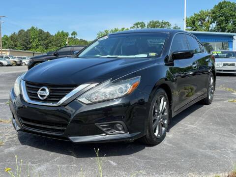 2018 Nissan Altima for sale at River Auto Sales in Tappahannock VA
