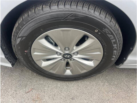 2018 Hyundai Sonata Hybrid SE