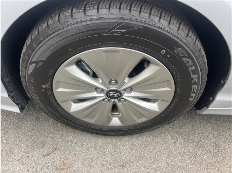 2018 Hyundai Sonata Hybrid SE