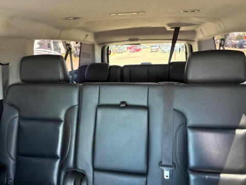 2015 Chevrolet Suburban LT