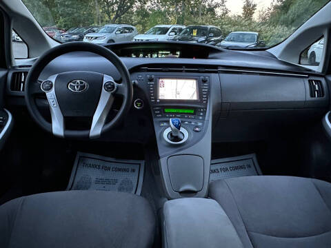2010 Toyota Prius II
