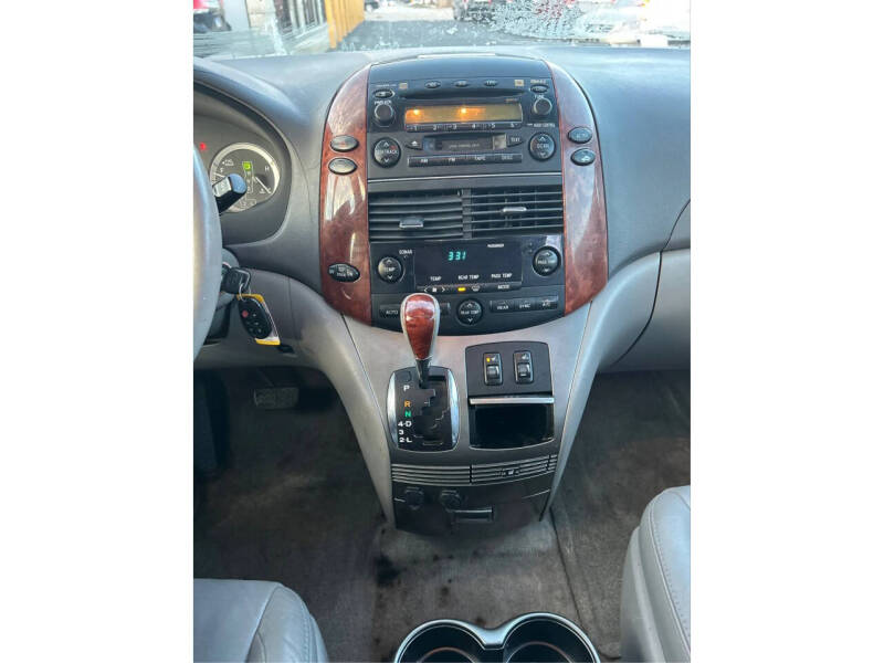 2005 Toyota Sienna