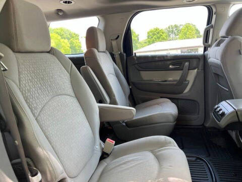 2016 GMC Acadia SLE-2