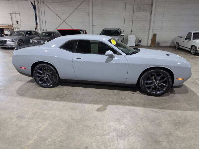 2021 Dodge Challenger SXT