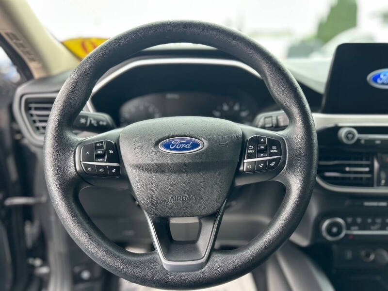 2020 Ford Escape SE