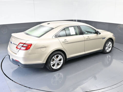 2017 Ford Taurus SEL