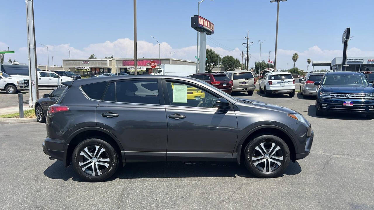 2018 Toyota RAV4 for sale at Auto Plaza in Fresno, CA