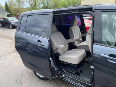 2012 Mazda MAZDA5 Sport