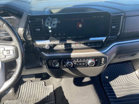 2022 GMC Sierra 1500 Elevation Standard