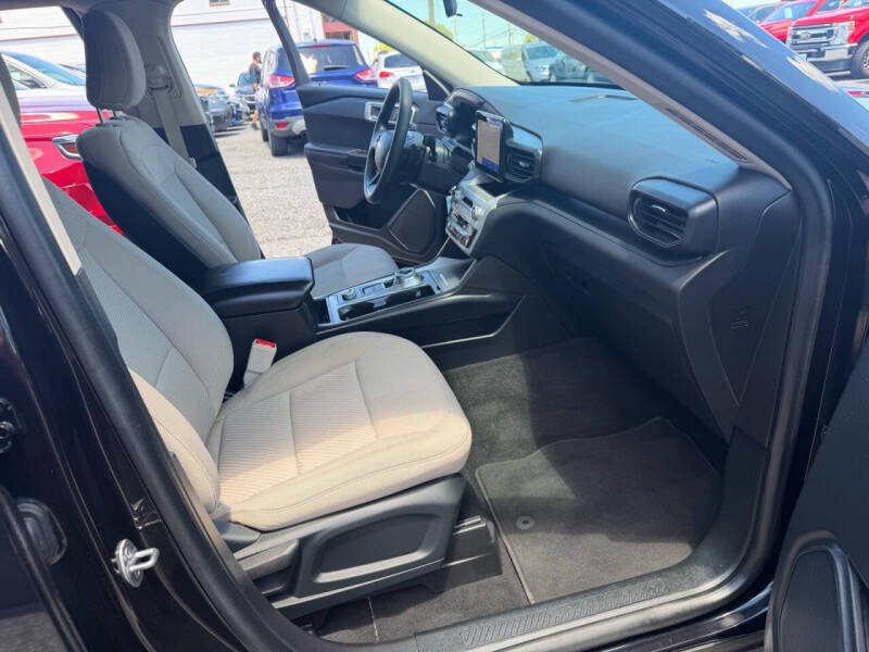 2020 Ford Explorer