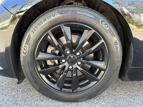 2015 Infiniti Q50 Premium