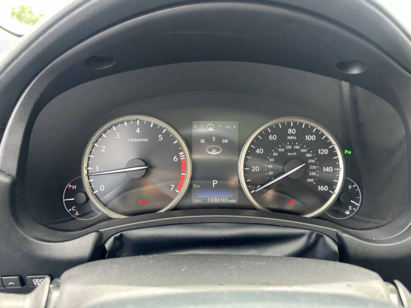 2021 Lexus NX 300 - Photo 30