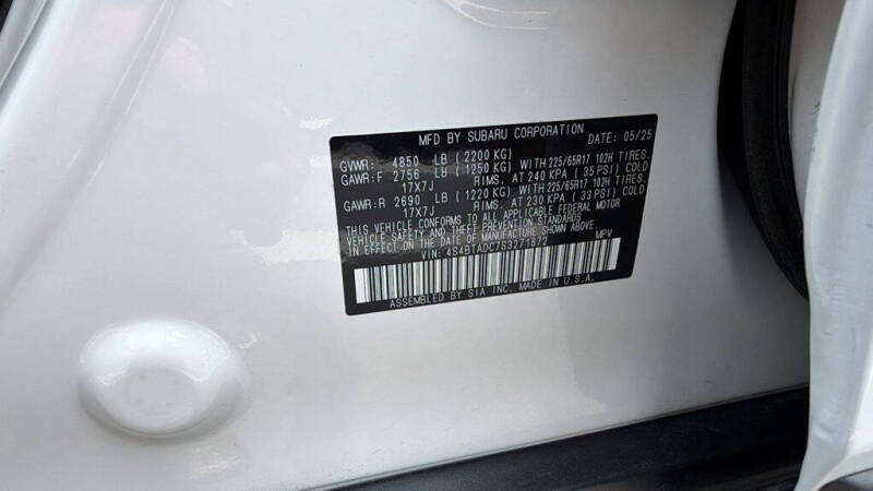 2025 Subaru Outback Premium