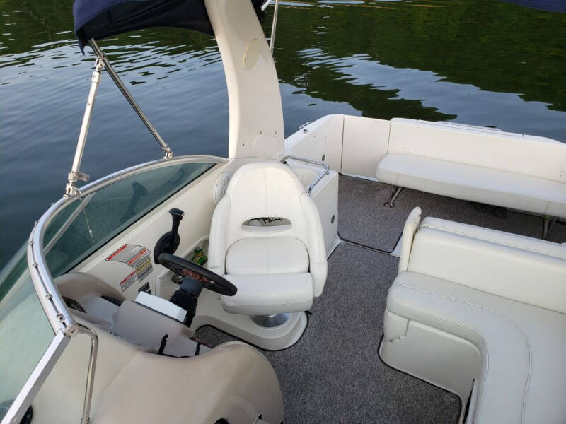 2004 Sea Ray 260 SUNDANCER