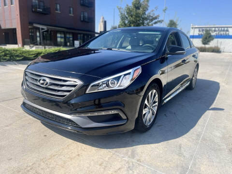 2015 Hyundai Sonata for sale at Freedom Motors in Lincoln NE
