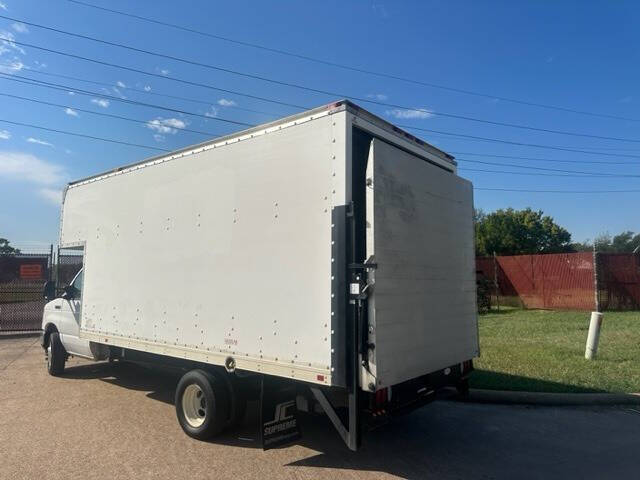 2021 Ford E-Series E-450 SD