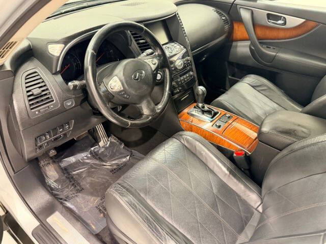 2011 Infiniti FX35