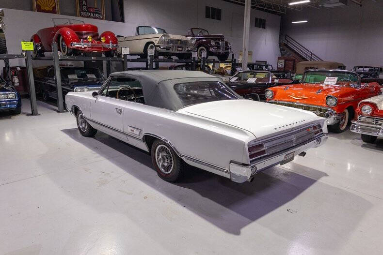 1965 Oldsmobile Cutlass