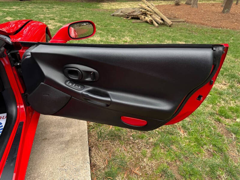 2004 Chevrolet Corvette