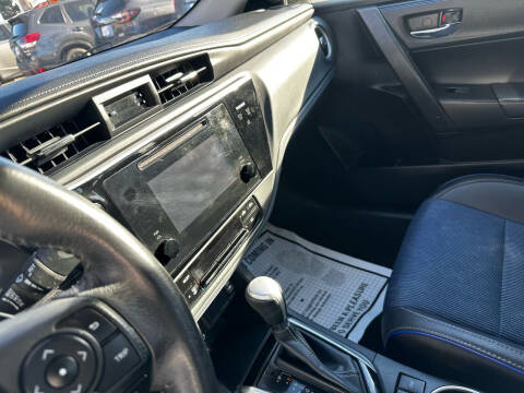 2017 Toyota Corolla SE