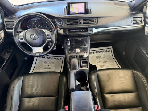 2013 Lexus CT 200h