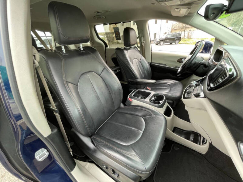 2018 Chrysler Pacifica Touring L Plus