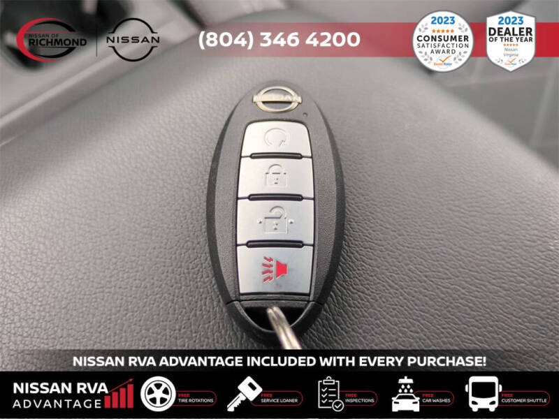 2025 Nissan Frontier SV