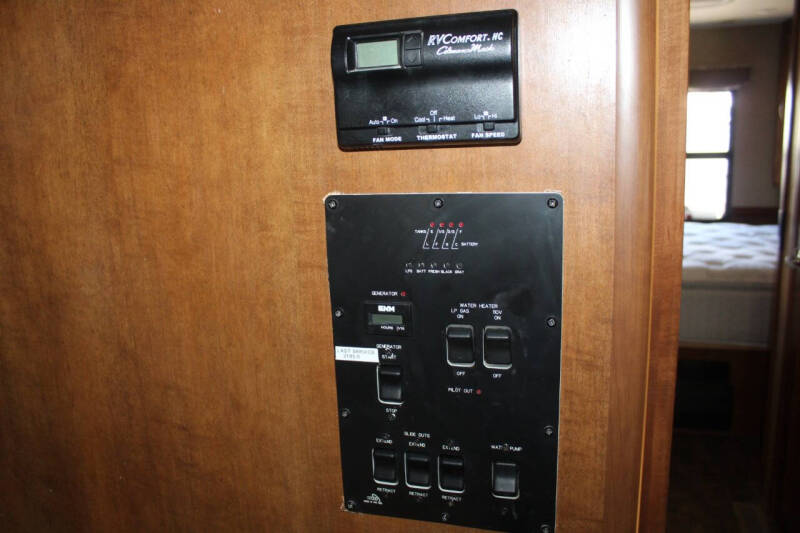 2015 Thor Motor Coach Challenger 37DT