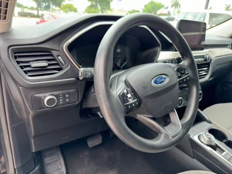 2021 Ford Escape SE