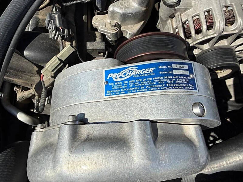 2004 Ford Mustang GT Deluxe