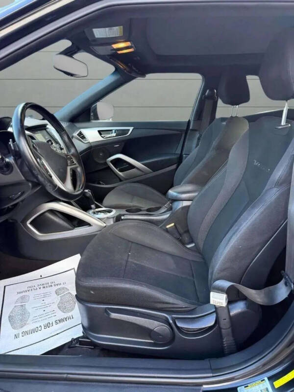 2017 Hyundai Veloster Value Edition