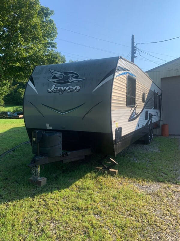 2017 Jayco 38’ Toy Hauler Octane 312 SL