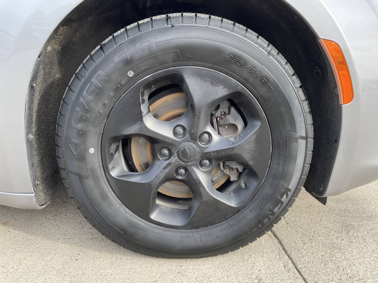 2017 Chrysler Pacifica LX photo 11