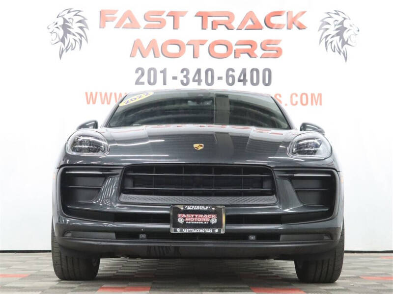 2022 Porsche Macan