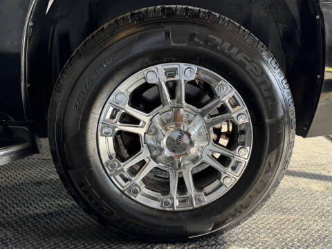 2011 Cadillac Escalade Luxury