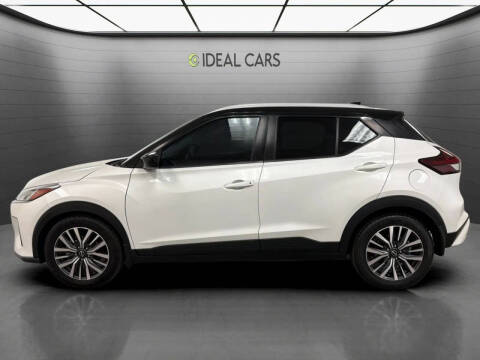 2022 Nissan Kicks SV