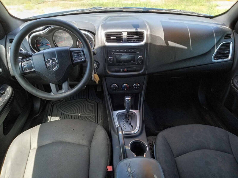 2013 Dodge Avenger SE