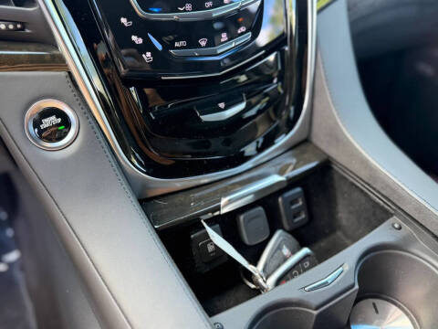2019 Cadillac Escalade Platinum