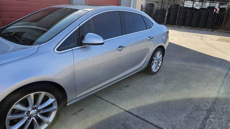 2012 Buick Verano Leather Group