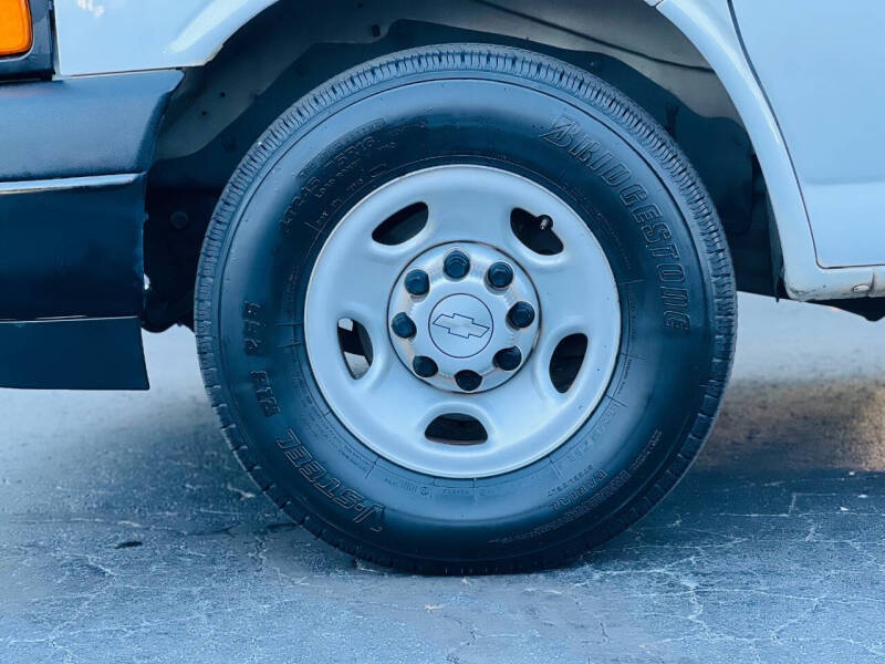 2019 Chevrolet Express 2500