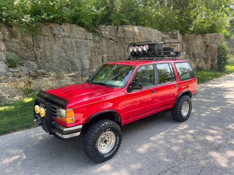 1992 Ford Explorer for sale at Bogie's Motors in Saint Louis MO