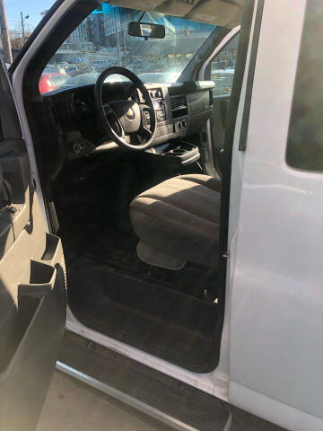 2015 Chevrolet Express LS 2500