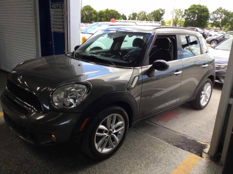2014 MINI Countryman for sale at THE SHOWROOM in Miami FL