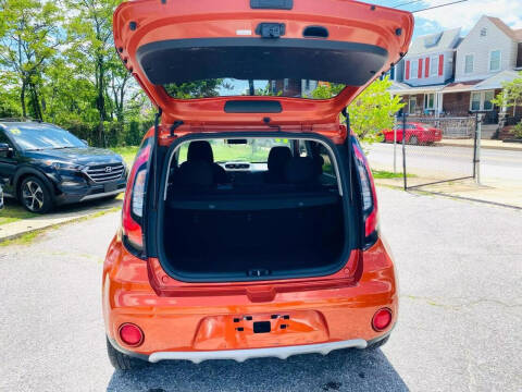 2019 Kia Soul +