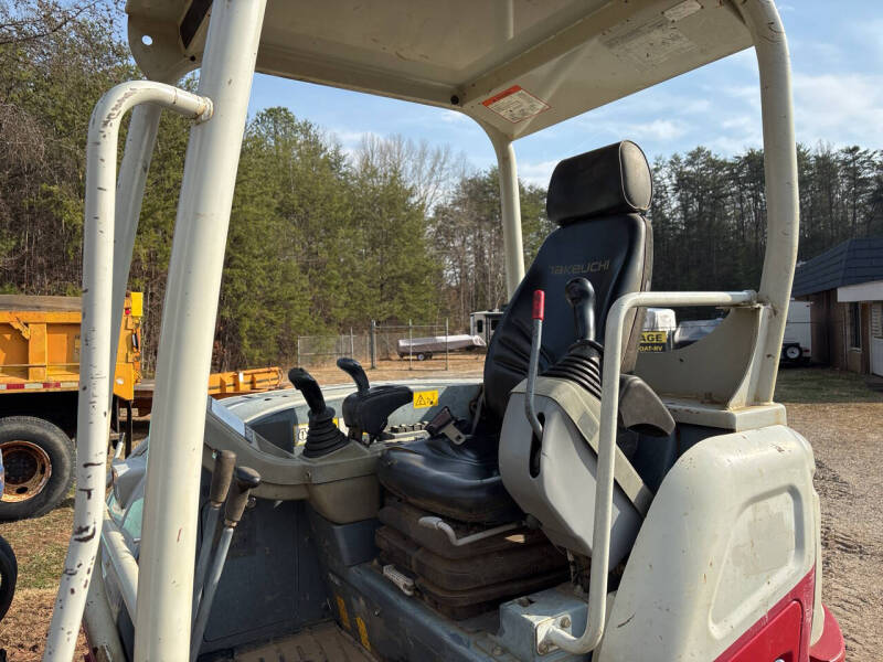2018 Takeuchi TB260