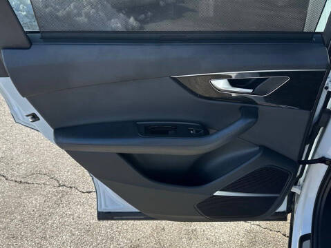 2022 Audi Q7 quattro Premium Plus 55 TFSI