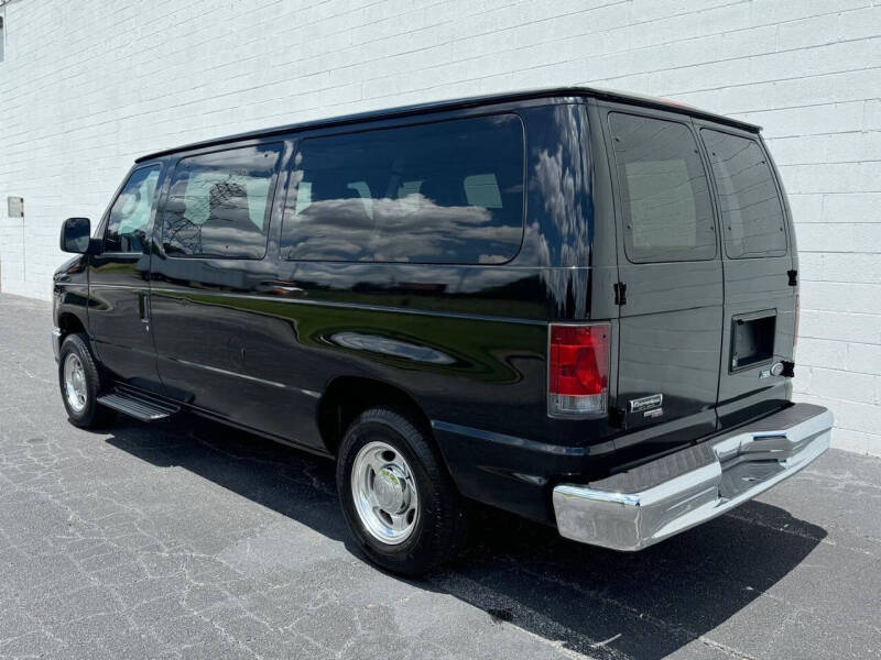 2011 Ford E-Series E-150 XL