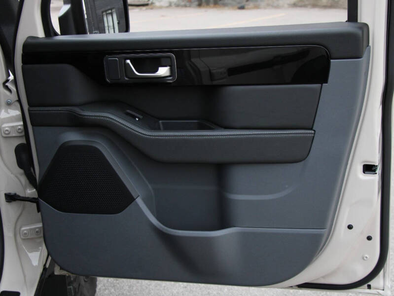 2024 Ineos Grenadier Trialmaster