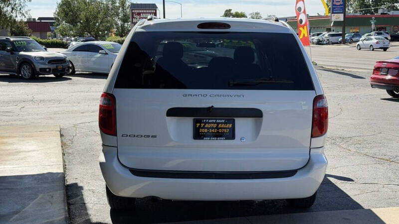 2006 Dodge Grand Caravan SE