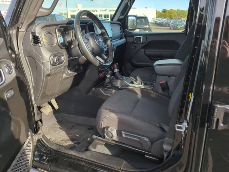 2024 Jeep Gladiator Mojave